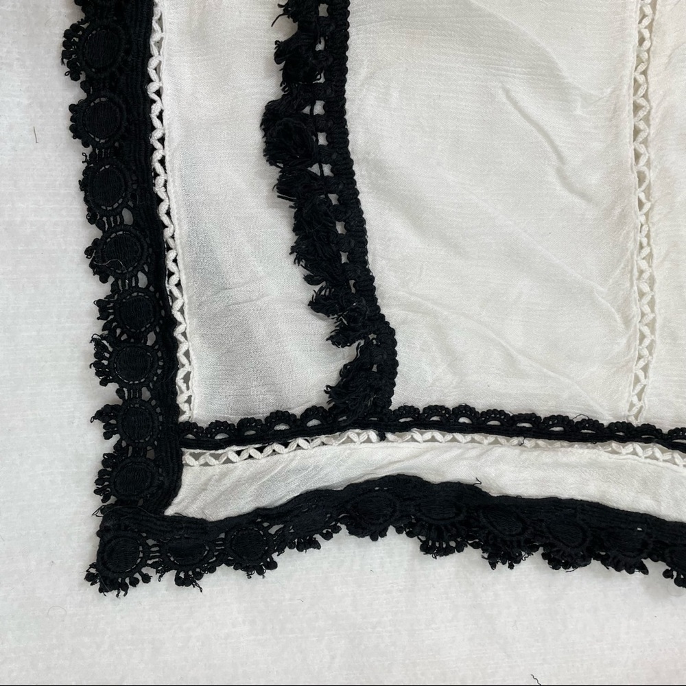 Chico’s XL beach cover up wrap white with black fringe & lace, one size fits all - Picture 2 of 8